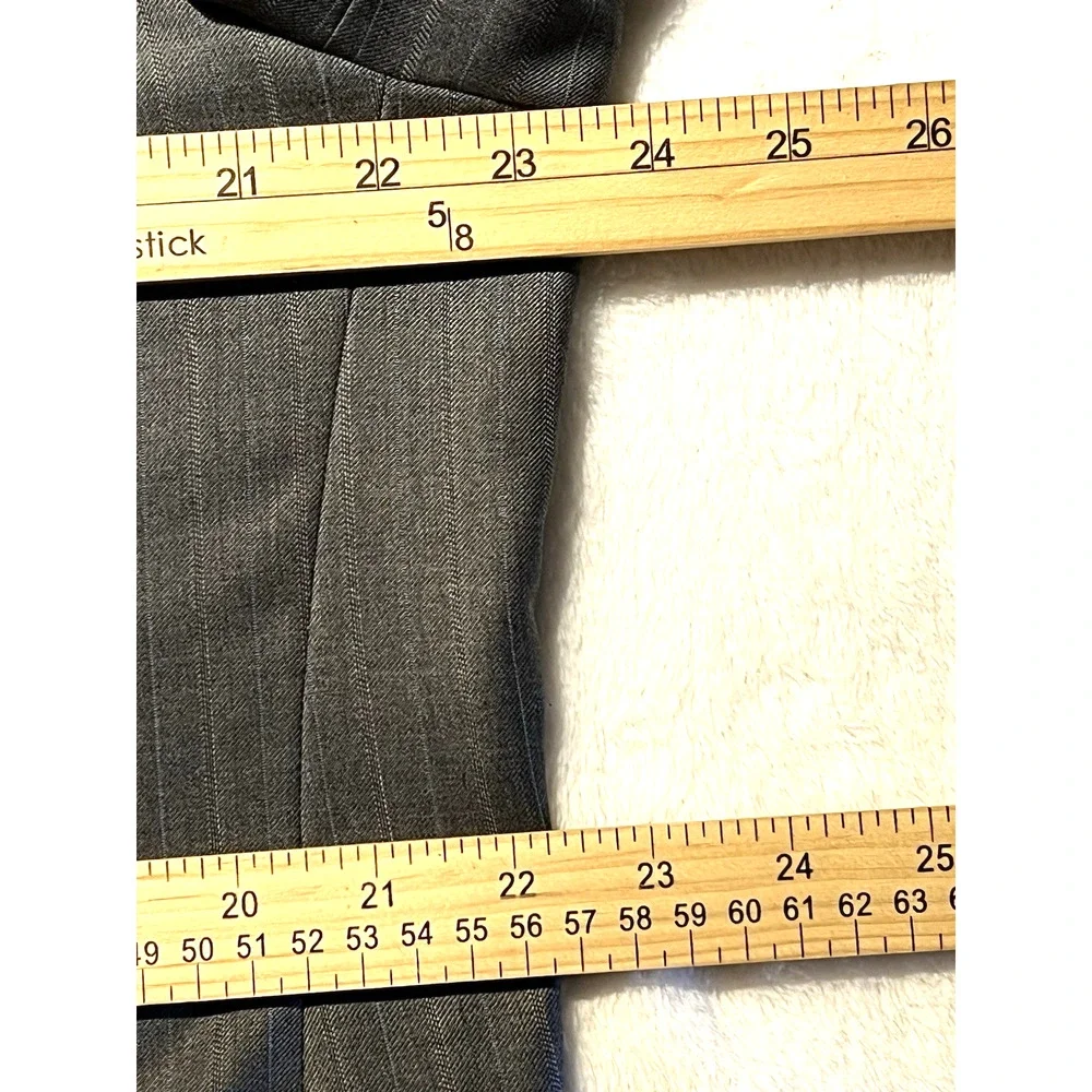 Hickey Freeman 44R 38x27 Gray with Ice Blue Multi-Stripe Quality Suit 3/2 Roll - Picture 11 of 16